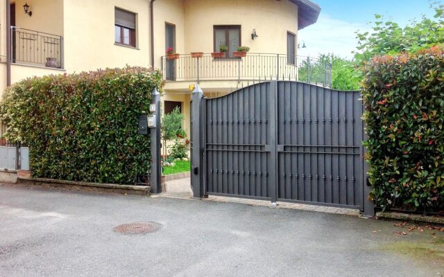 Apartment With 2 Bedrooms in Nichelino, With Wonderful Mountain View,