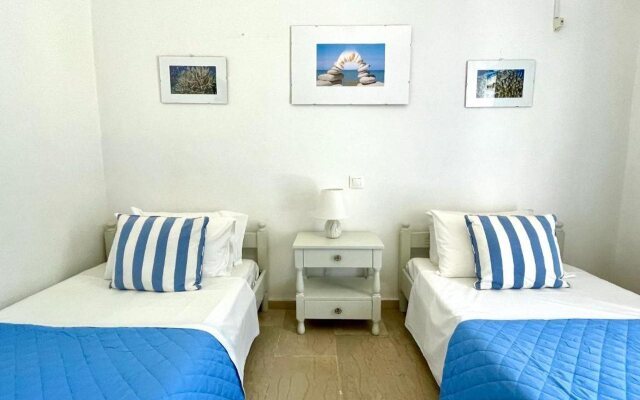 Sunflower Apartments & Studios