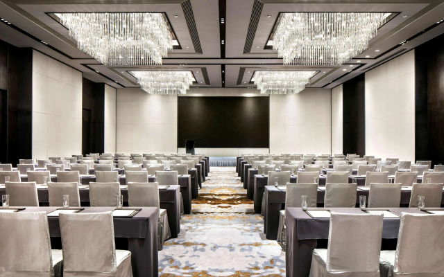 Hilton Ningbo Dongqian Lake