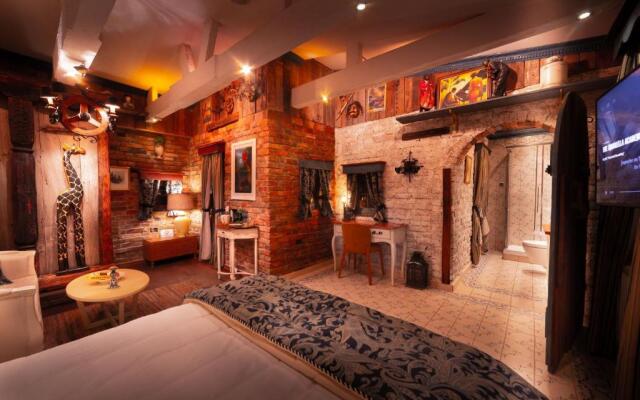 Paul's Fantasia Boutique Suites