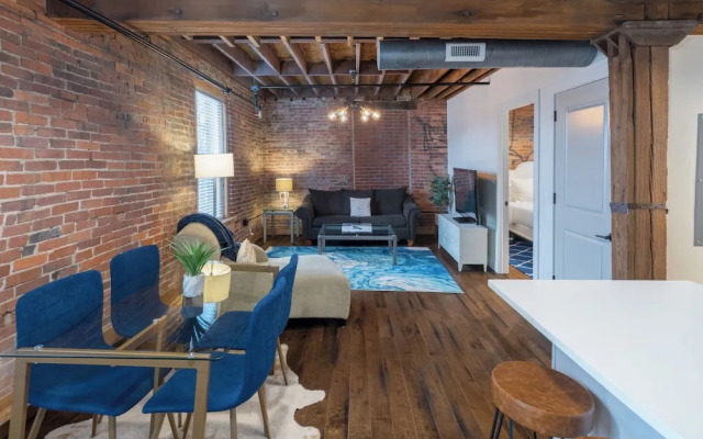 Cosmic Nashville at The 1865