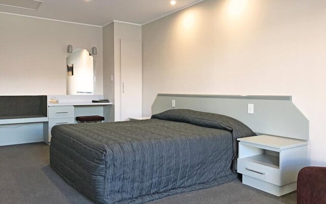 The Village Inn Hotel