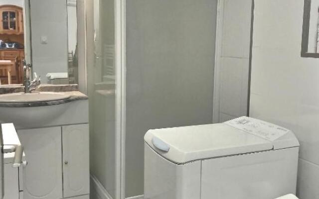 Confortable appartementavec terrasse à 650m de la plage