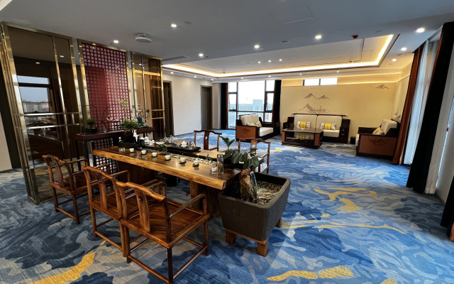 Vienna International Hotel Deng Zhou YingBinGuan