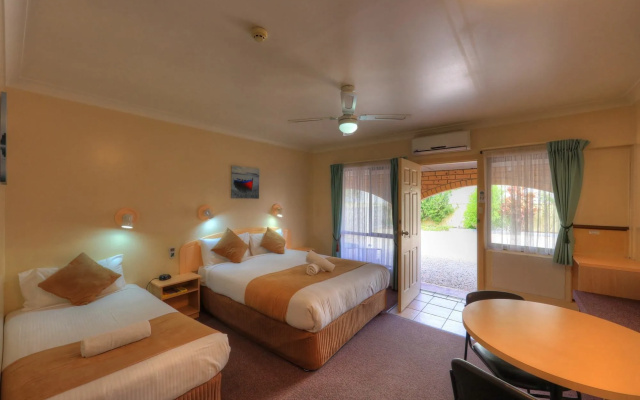 Midlands Motel
