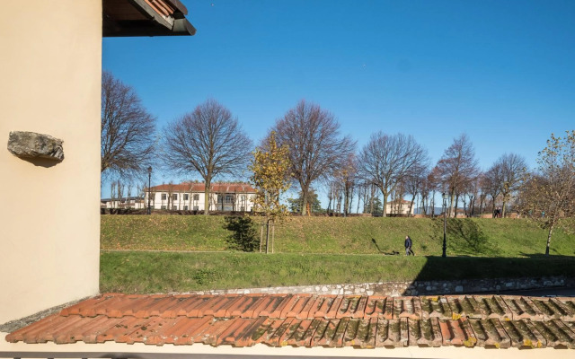 TORNESE with PRIVATE PARKING and TERRACE