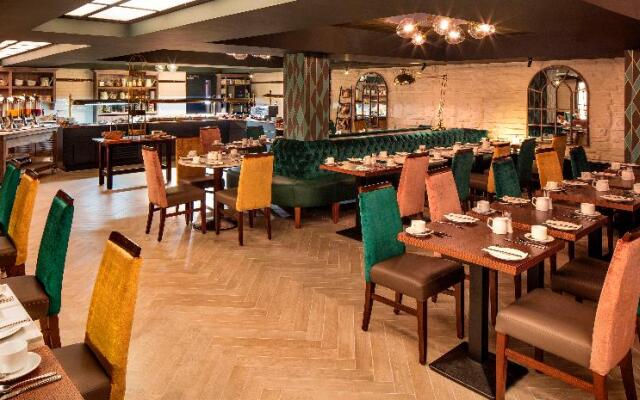 North Star Hotel & Premier Club Suites