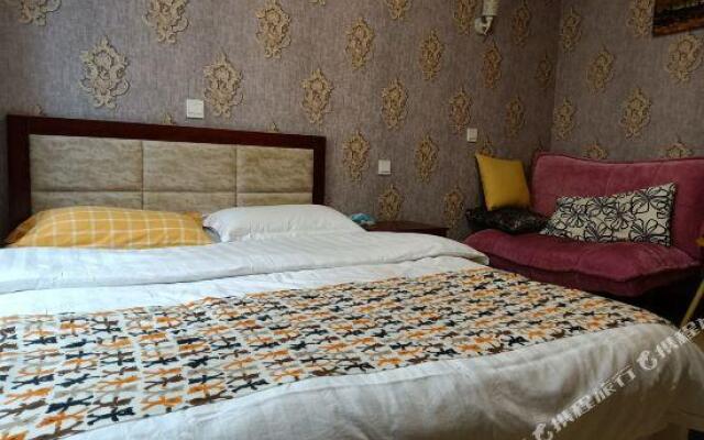 Yijia Hotel