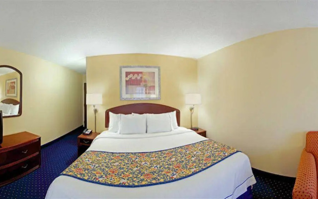 Courtyard Atlanta Six Flags