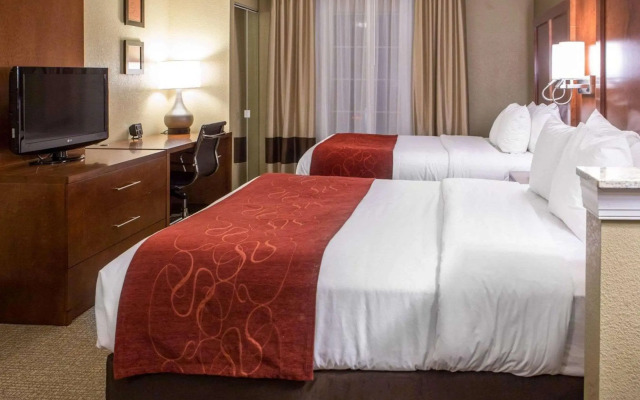 Comfort Suites Newark - Harrison