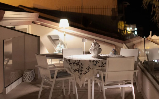 Marina Homes Suite in Syracuse