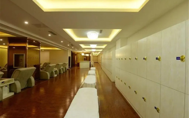 Taiyuan Xindongfang Hotel