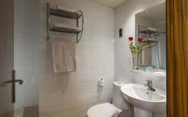 Hotel 4R Miramar Calafell