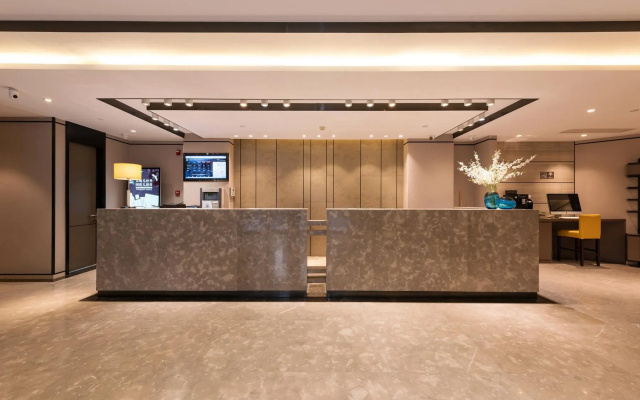 Homeinn Plus(Beijing Chaoyang High Speed Railway Station Joy City)