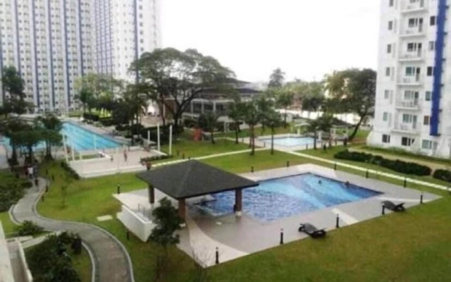 Grass Residences Staycation-T&M