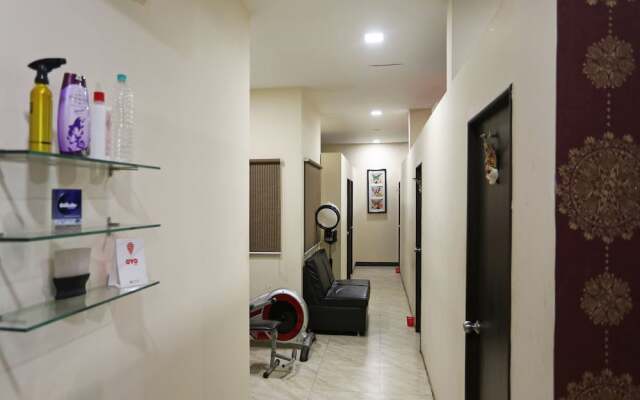 OYO 12027 Hotel Amara