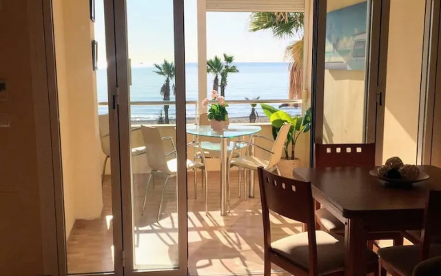 Tess Apartamento Frontbeach La Roca Chica