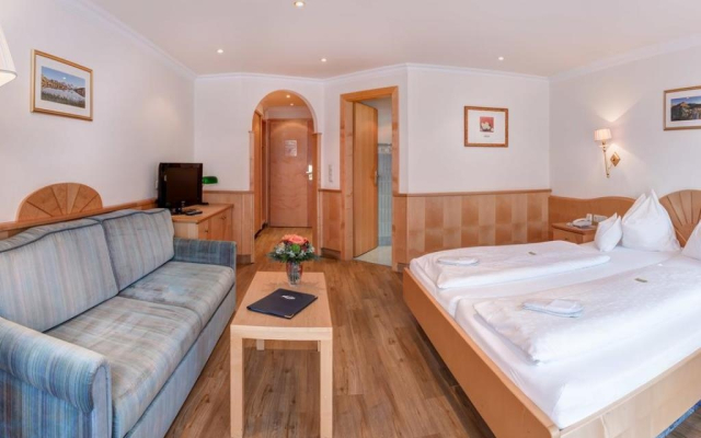 Sport & Spa Hotel Strass