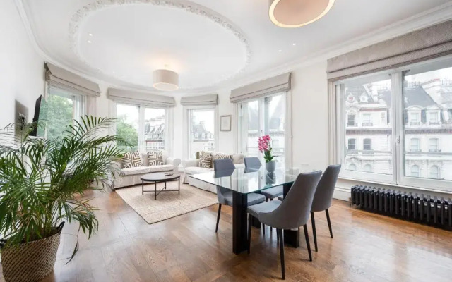 Grosvenor Gardens by CAPITAL