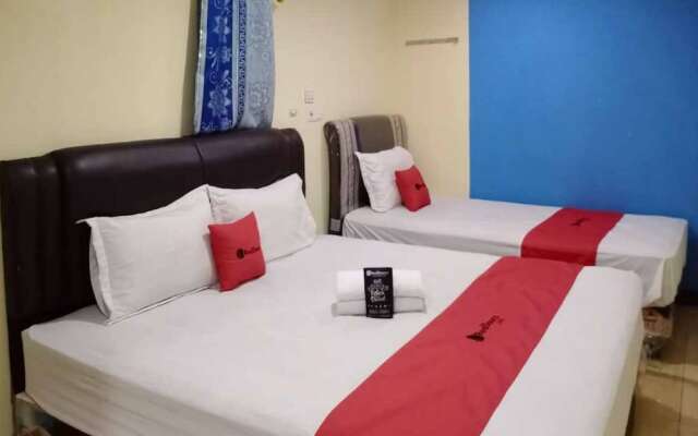 RedDoorz @ Jalan Japaris Medan