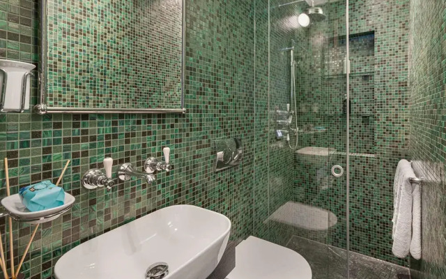 Luxury Suite in Cadogan Square II