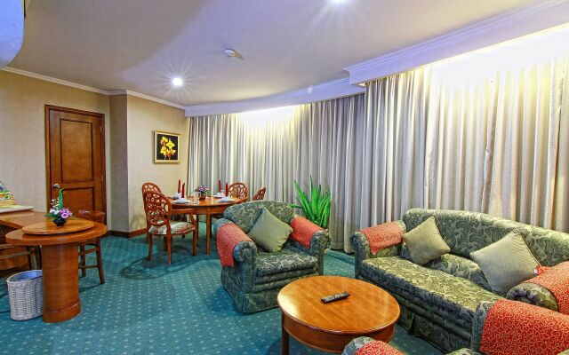 Grand Arkenso Parkview Hotel