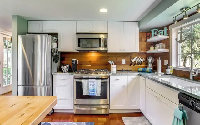 Tilghman Island Retreat By Knapps Narrows!