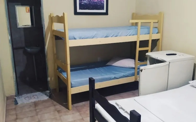 Pousada Familiar 25 De Março