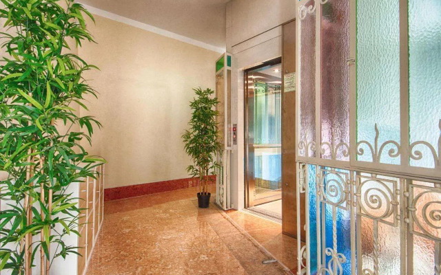 Lady Verona Residence