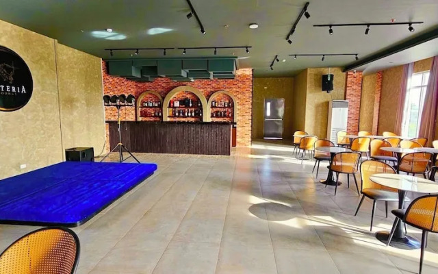 Vela Hotel