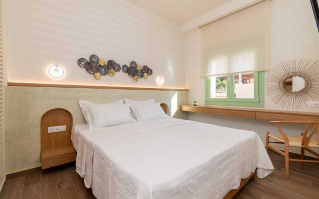 Pnoe Luxury Villa
