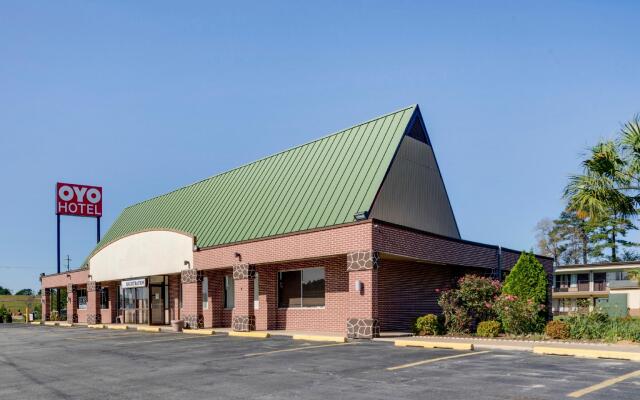 OYO Hotel Wade/Fayetteville I-95 South