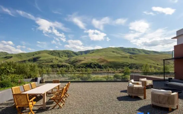 Nalati Hubai · Youjian Anasu Homestay (Nalati Scenic Area) – Outside – Xinyuan