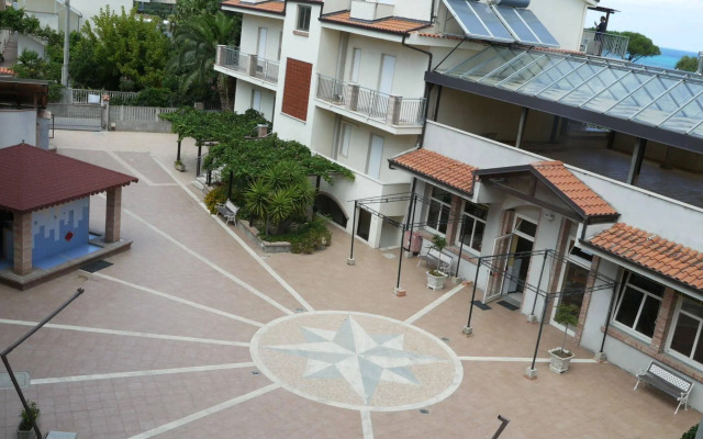 Aquamarine Residence