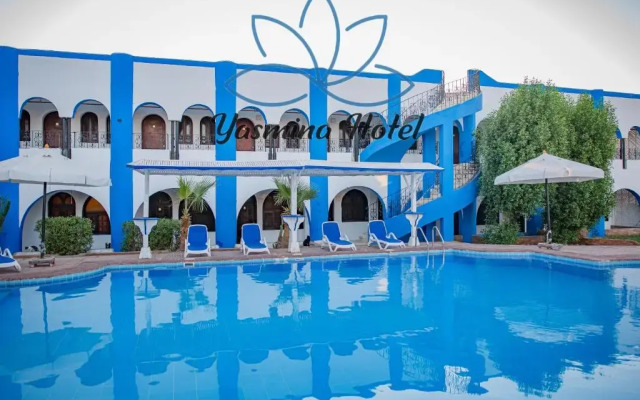Yasmina Hotel