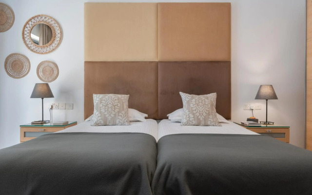 Plaza Regency Hotels