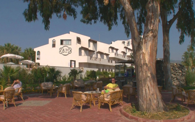 Sentinus Beach Hotel