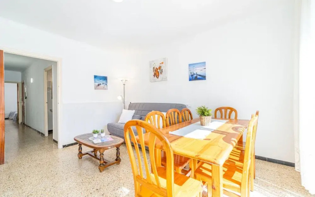 Apartment in Roses Near Sandy Beach