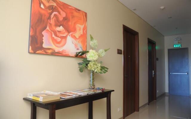 8 Mango Hotel