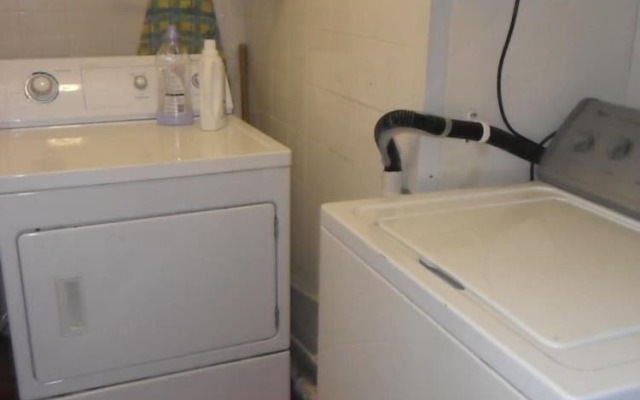 Sandra's Backpackers Hostel