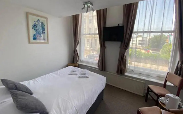 Carlton Courth Hotel Eastbourne