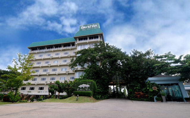 Rattana Park Hotel