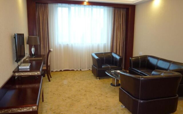 Longzhu Hotel