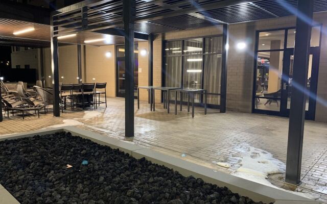 Courtyard by Marriott East Lansing Okemos