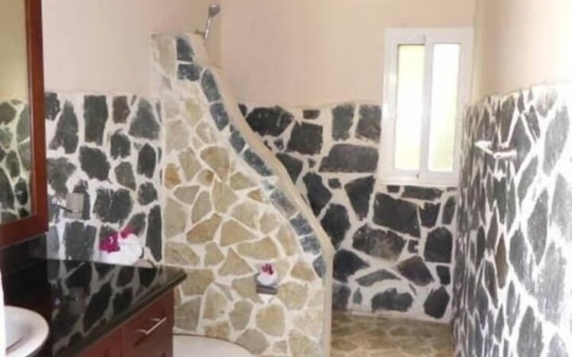 Elegant and Private 4 Bedroom Villa
