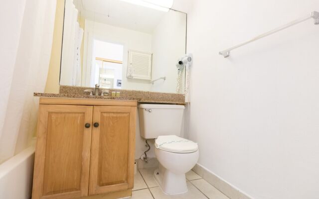 764 Ocean View Hollywood Beach