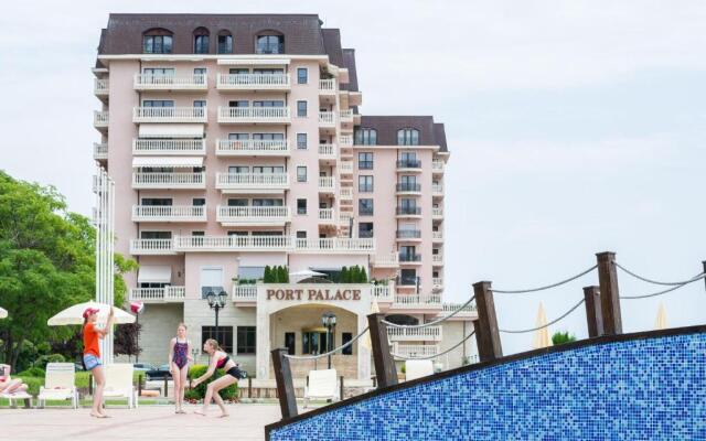 Port Palace Apartments