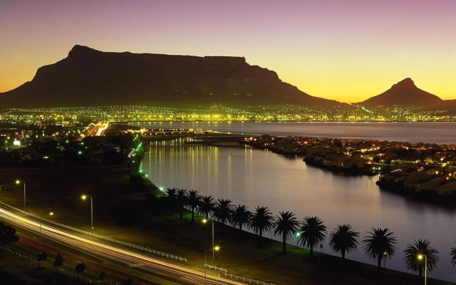 Cape Town Beachfront Apartments At Leisure Bay