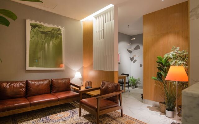Blo By Blo Hotel
