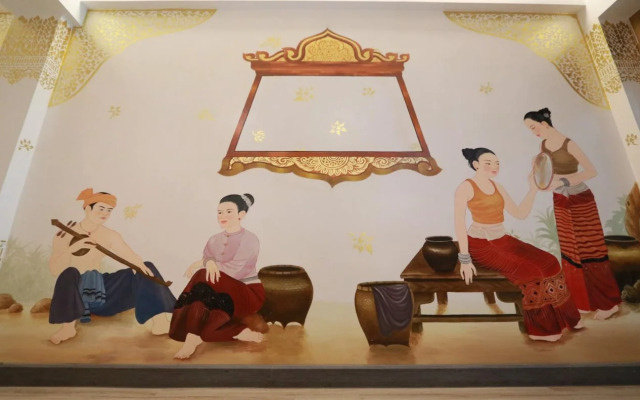 Mariya Lady Hostel At Suvarnabhumi Airport - Female Only